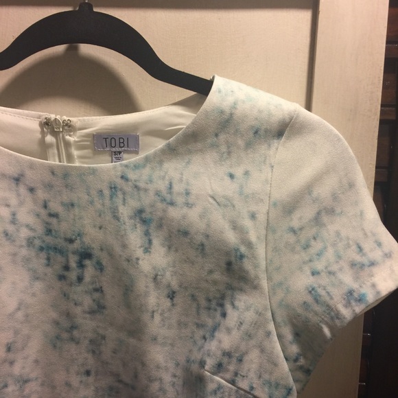 Cutout mini dress - Picture 4 of 5